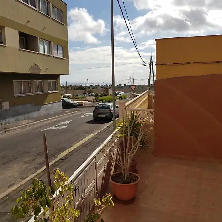 Studio San Isidro. For 2 Persons, Modern And Quiet * San Isidro (Tenerife)